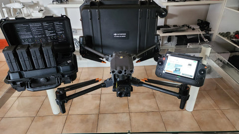 DJI M30T WITH 4 BATTERIES ** 10 MONTH WARRANTY LEFT **