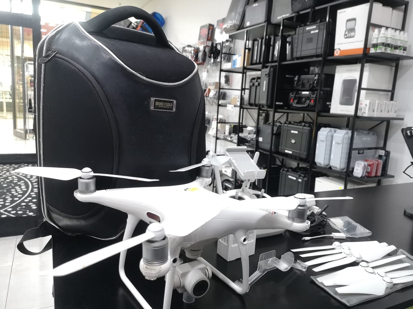 DJI PHANTOM 4 PRO V1 | PRE OWNED | 2789