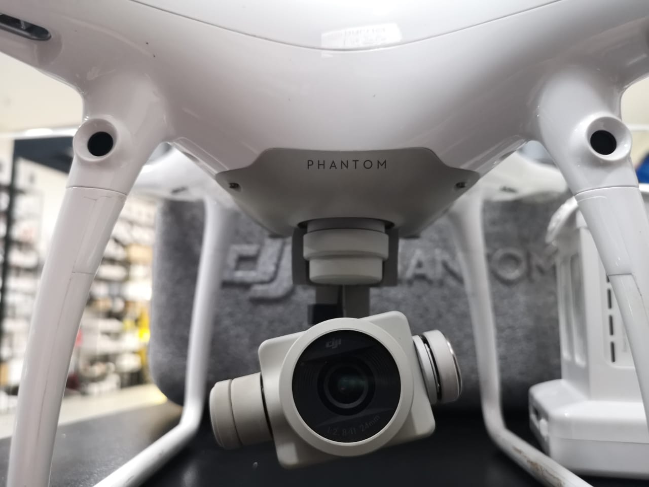 DJI PHANTOM 4 PRO V1 | PRE OWNED| 2652