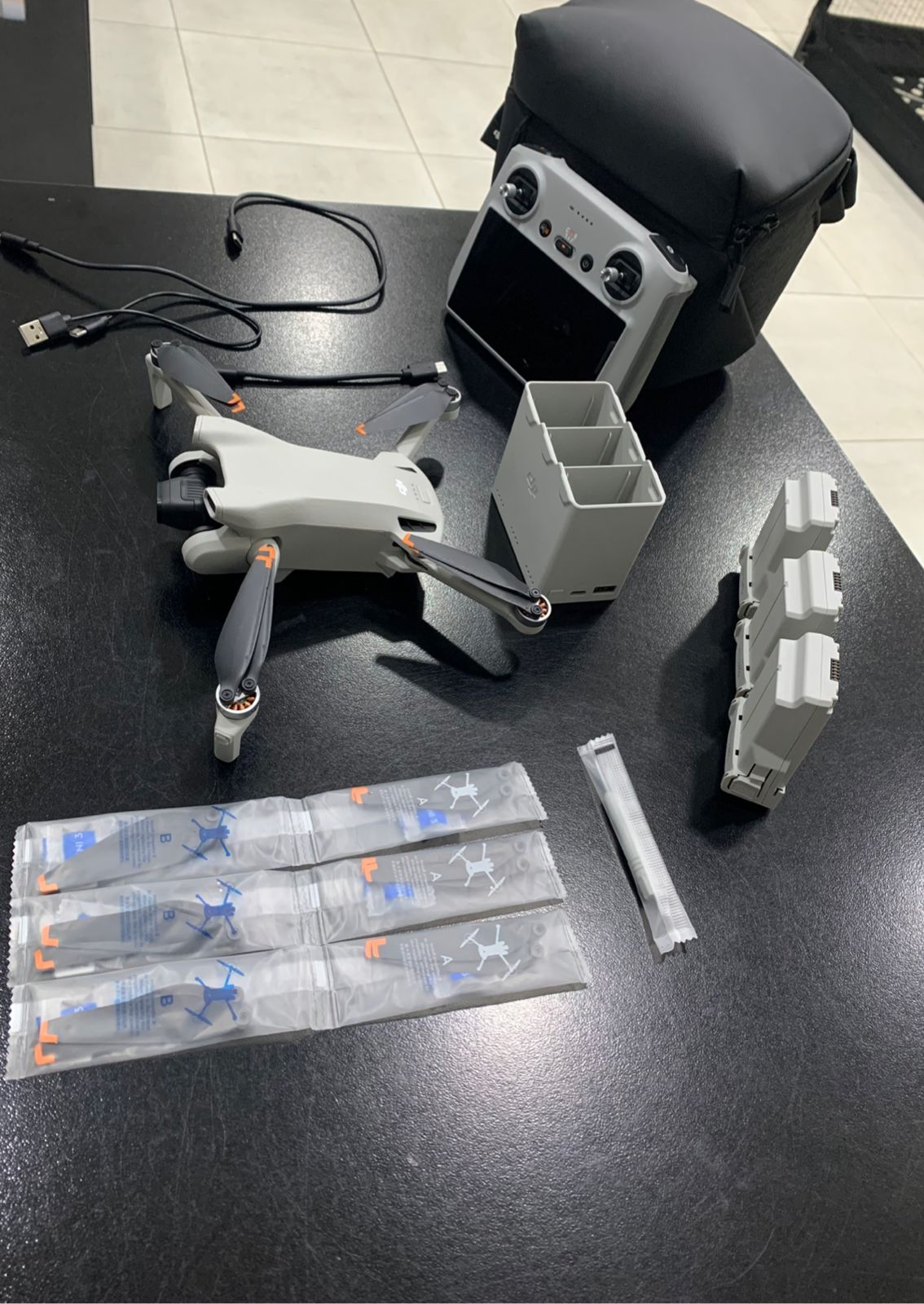 DJI Mini 3 Fly More Combo| PRE OWNED | 3030